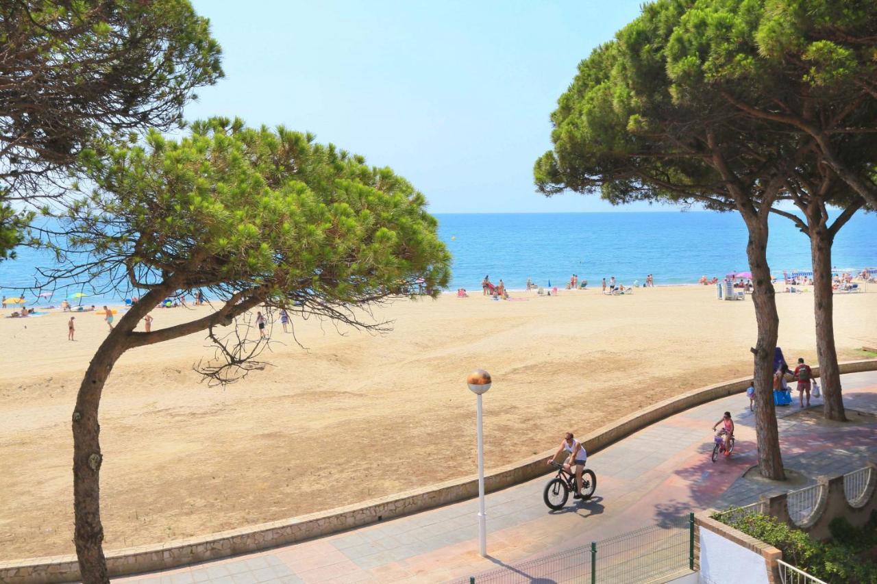 Litoral Costa Dorada - Playmar Only Families Cambrils Exterior foto